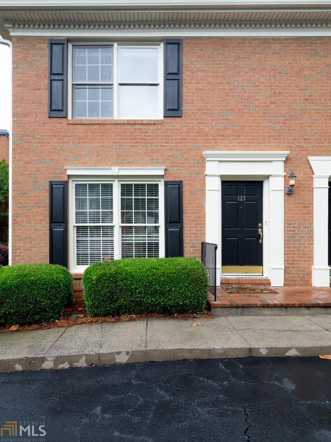 123 Mount Vernon Cir - Photo 1