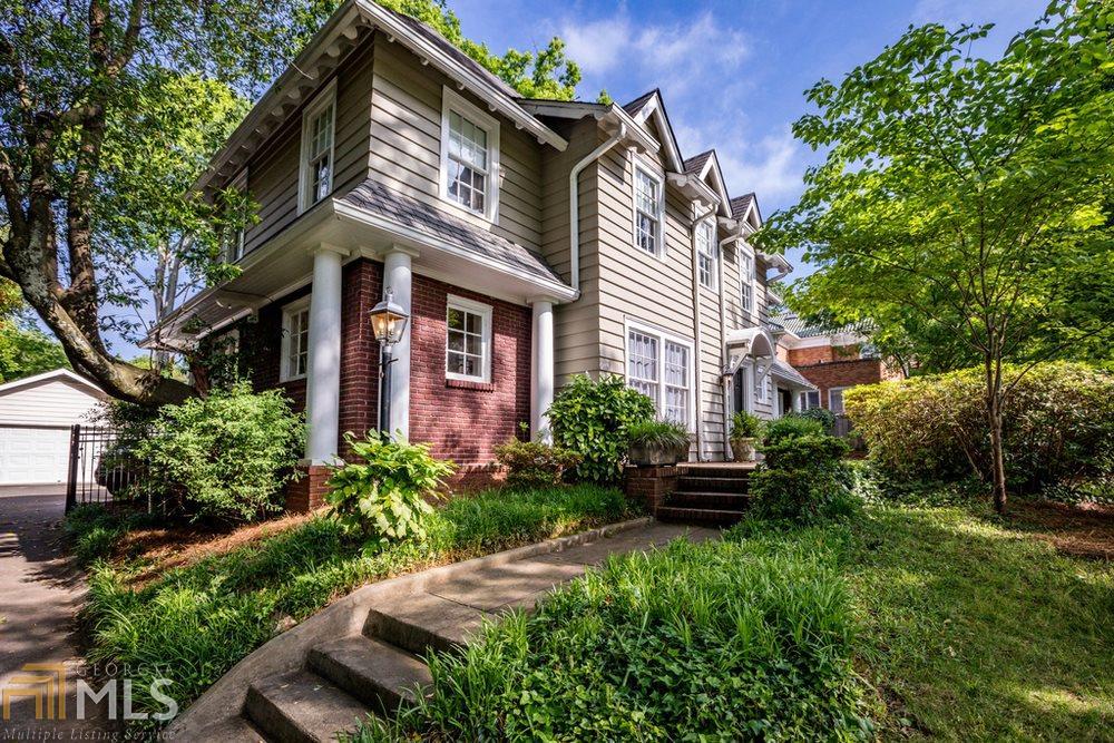 1028 Oxford Rd - Photo 1