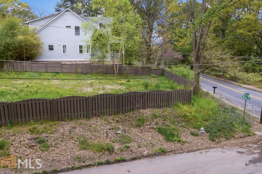 1772 Defoor Ave - Photo 1