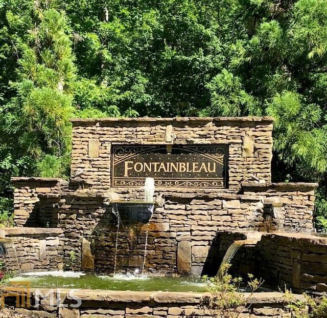 2089 Fontainbleau Dr - Photo 1