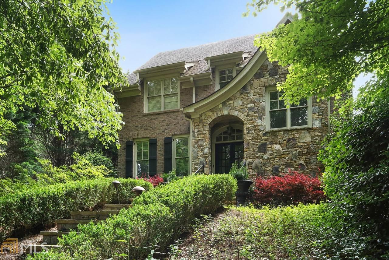 2480 Ridgewood Rd - Photo 1