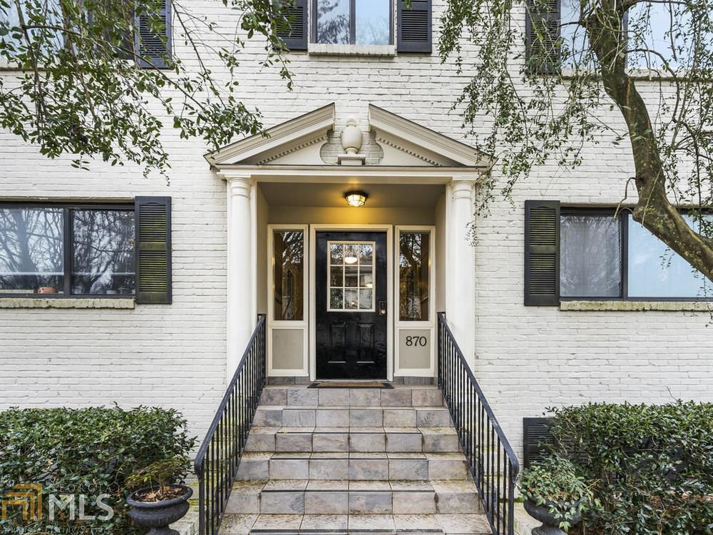 870 Glendale Ter - Photo 1
