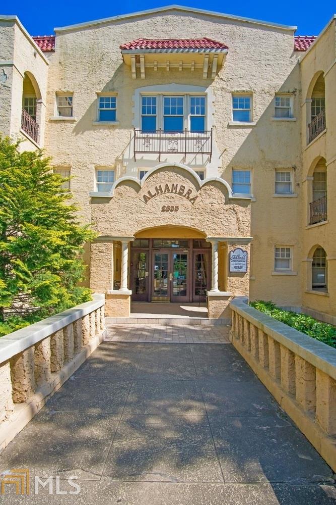 2855 Peachtree Rd - Photo 1
