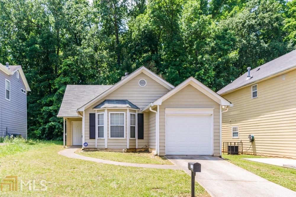 3733 Oakwood Manor - Photo 1
