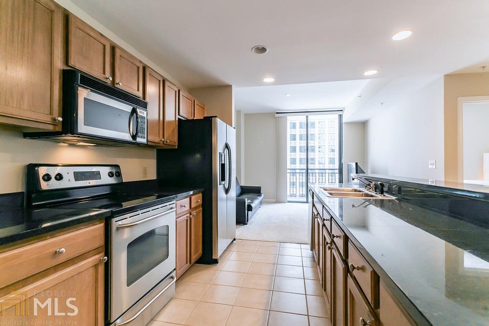 3040 Peachtree Rd - Photo 1