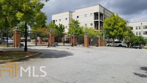 898 Oak St - Photo 1