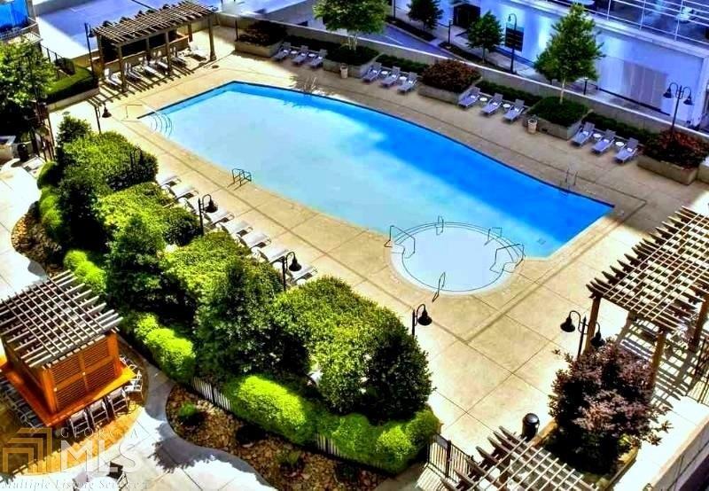 400 Peachtree Street - Photo 1