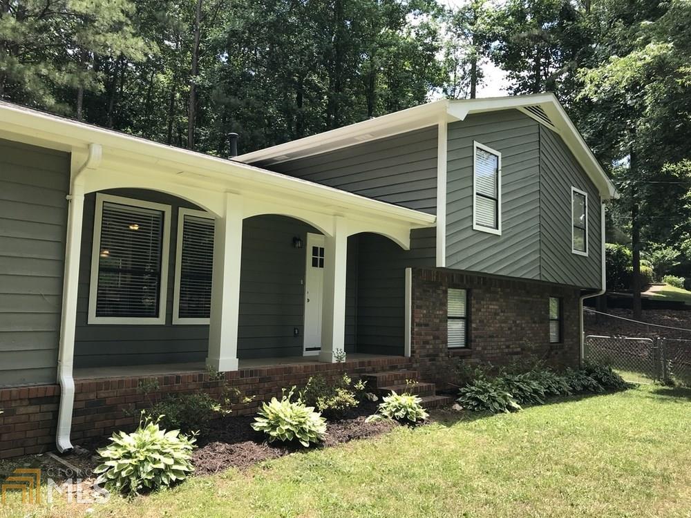 5550 Blackhawk Dr - Photo 1