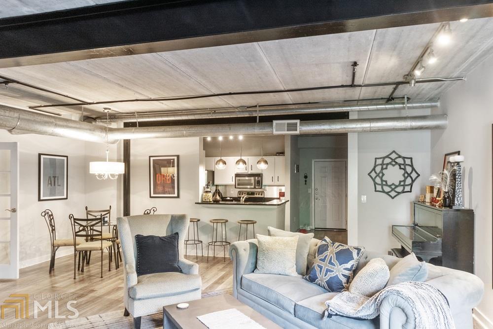 800 Peachtree St - Photo 1