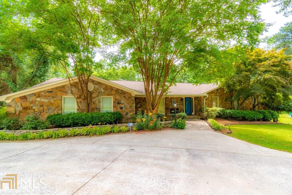 111 Cherry Hill Cir - Photo 1