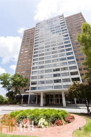 215 Piedmont Ave - Photo 1