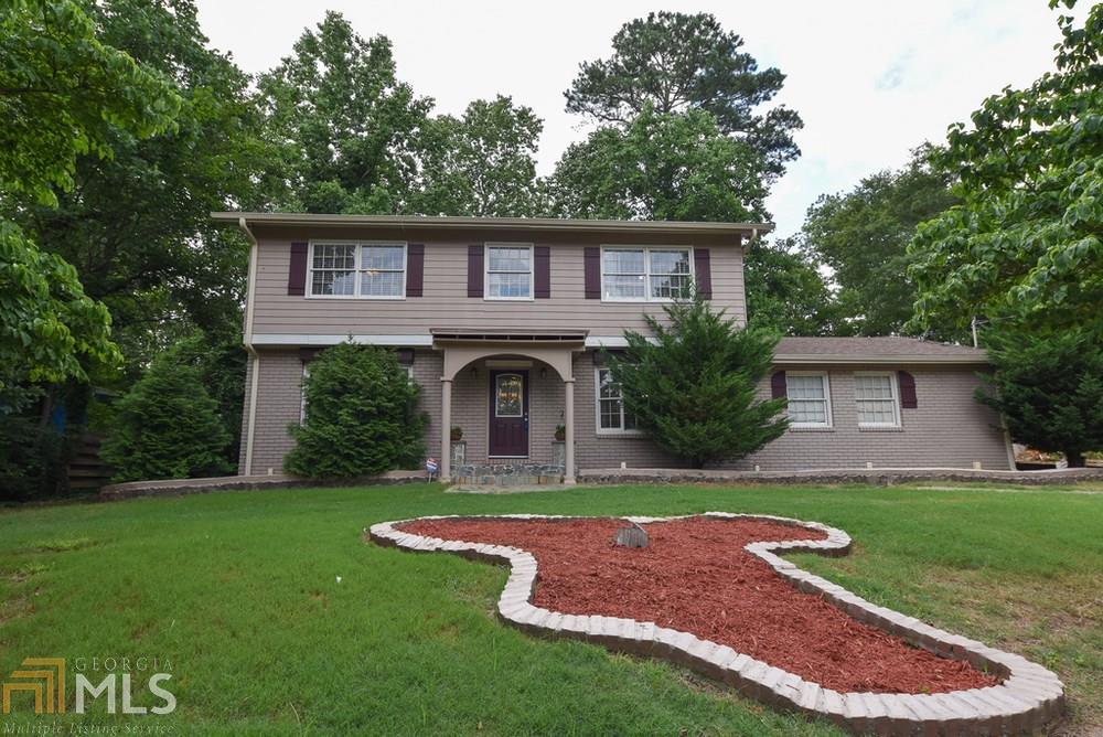 262 Rhodes Dr - Photo 1