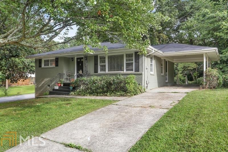 1061 Pinedale Dr - Photo 1