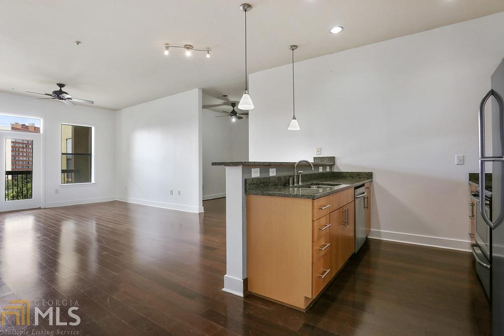 425 Chapel St - Photo 1