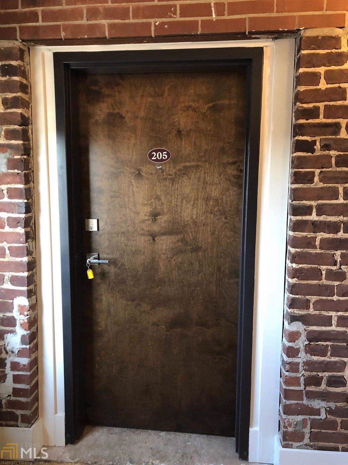 510 Whitehall St - Photo 1