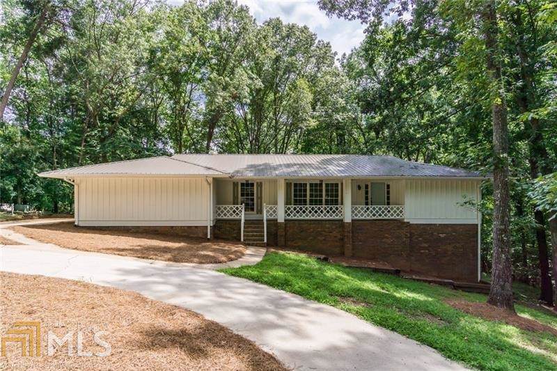 1060 Farmhouse Rd - Photo 1