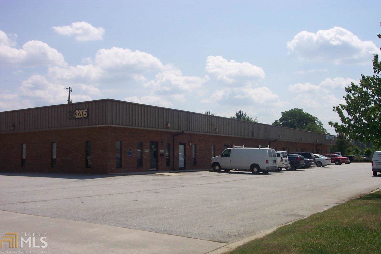 3205 Industrial Way - Photo 1