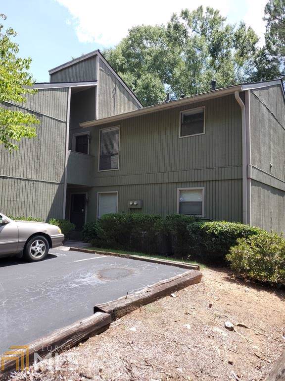6252 Overlook Rd - Photo 1