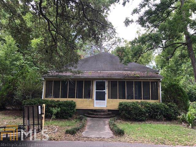 1405 Myers - Photo 1