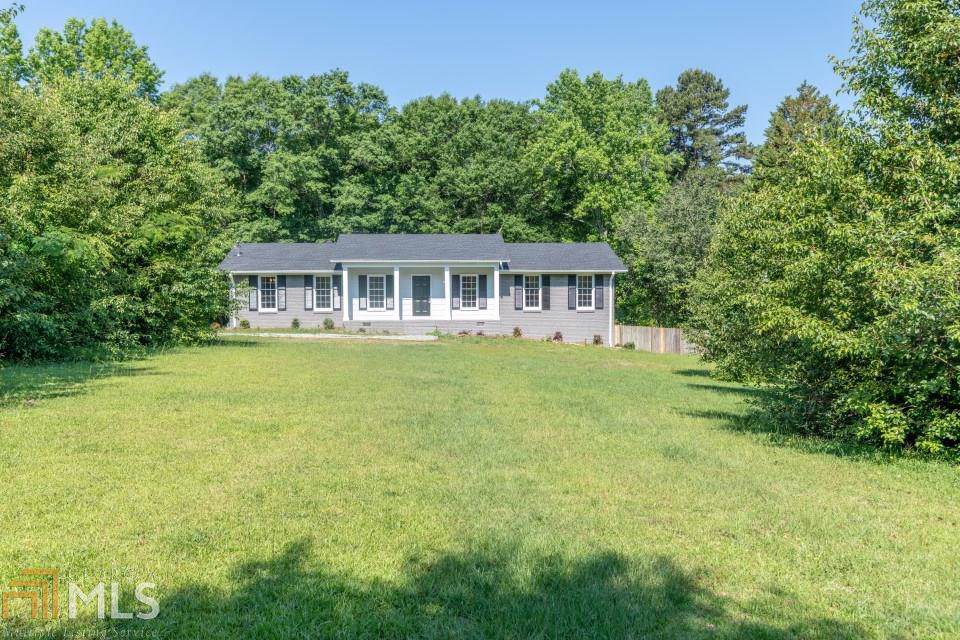 702 Senoia Rd - Photo 1