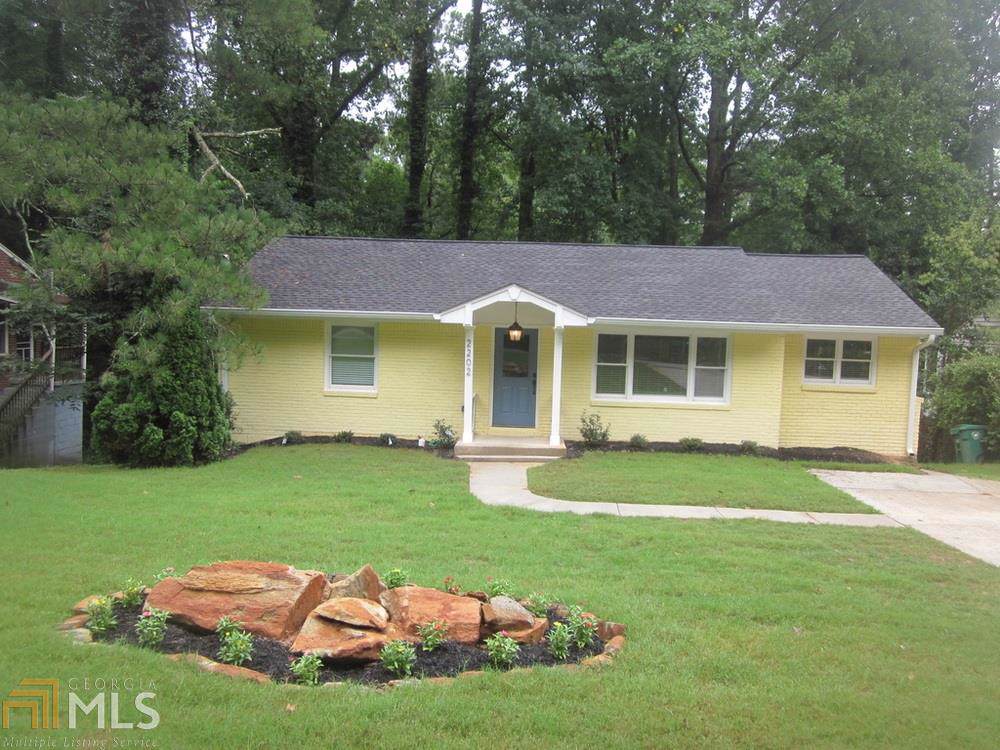 2202 Lilac Ln - Photo 1