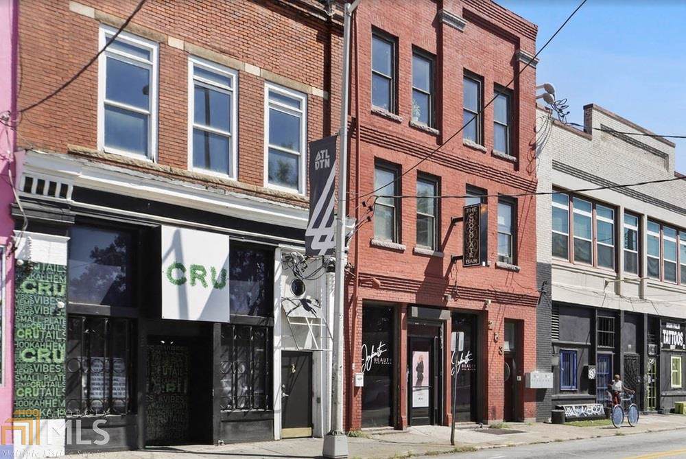 255 Trinity Ave - Photo 1