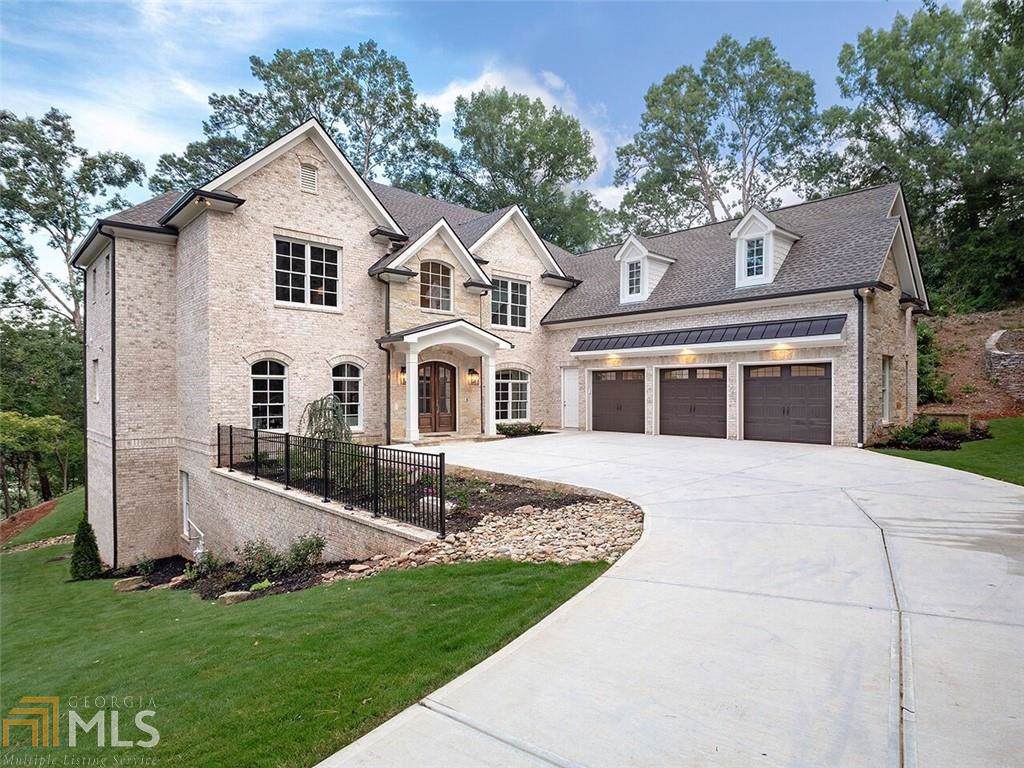1465 Riverside Cir - Photo 1