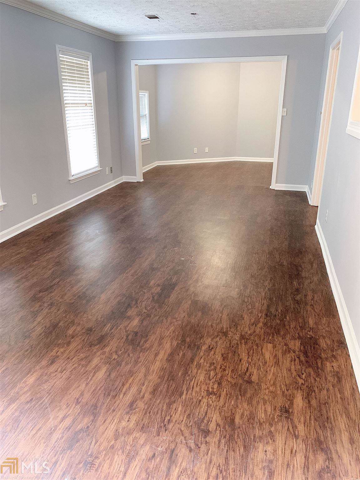 139 Tuscany Cir - Photo 1