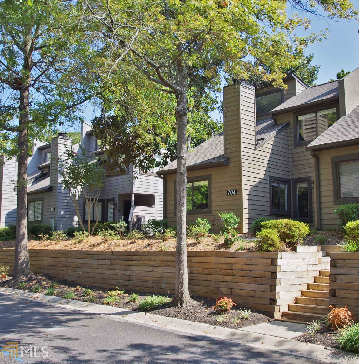 704 Cedar Chase Cir - Photo 1