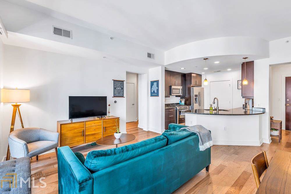 222 12th St - Photo 1