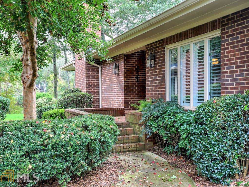 4058 Columns Dr - Photo 1