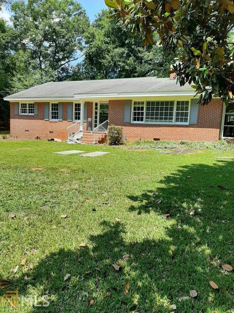 108 Green St - Photo 1