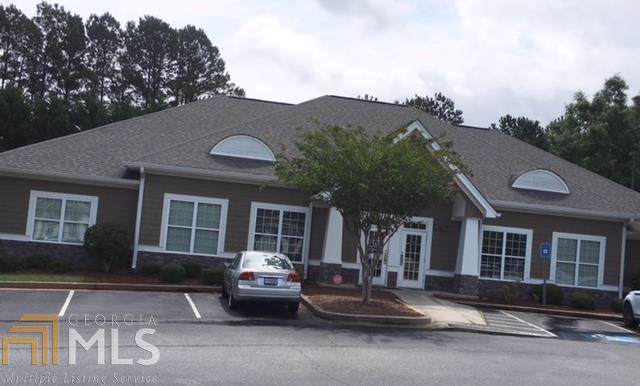 1015 Tyrone Rd - Photo 1