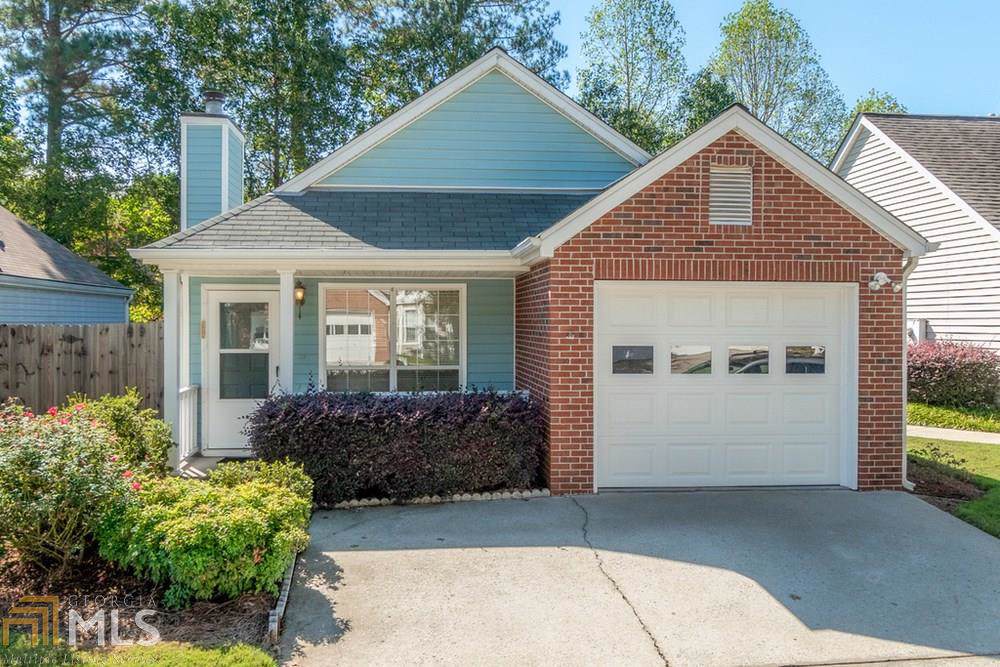 255 Dennis Dr - Photo 1