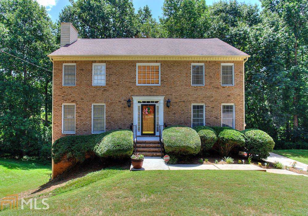 3780 Holy Cross Dr - Photo 1