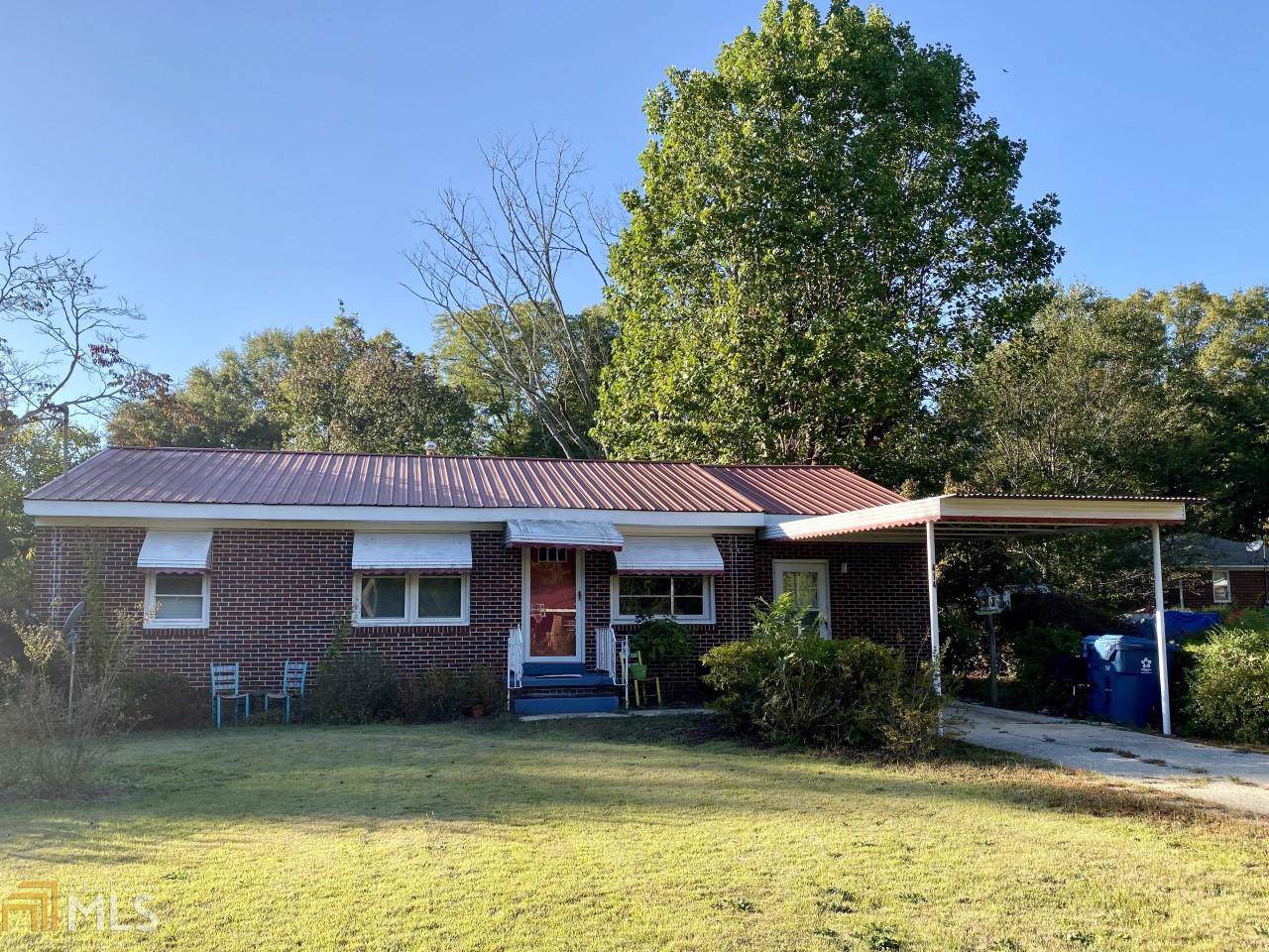 414 Meadow Ln - Photo 1