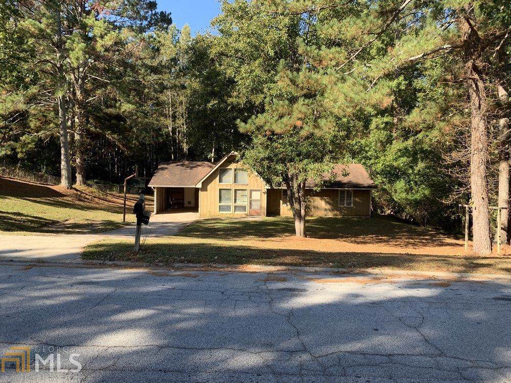 1712 Sigman Dr E - Photo 1