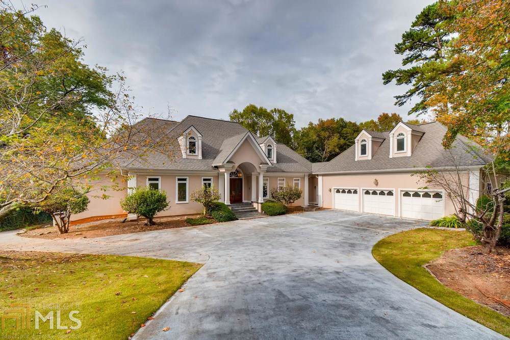 535 Mount Vernon Highway - Photo 1
