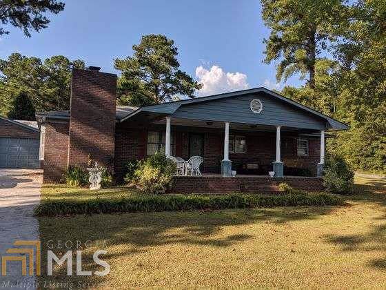 365 Broadway St - Photo 1