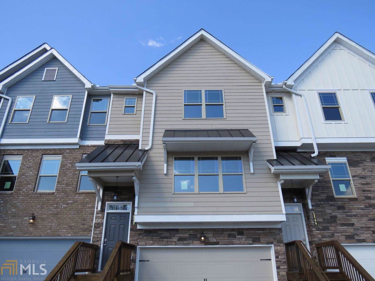 2725 Hedgewood Cir - Photo 1