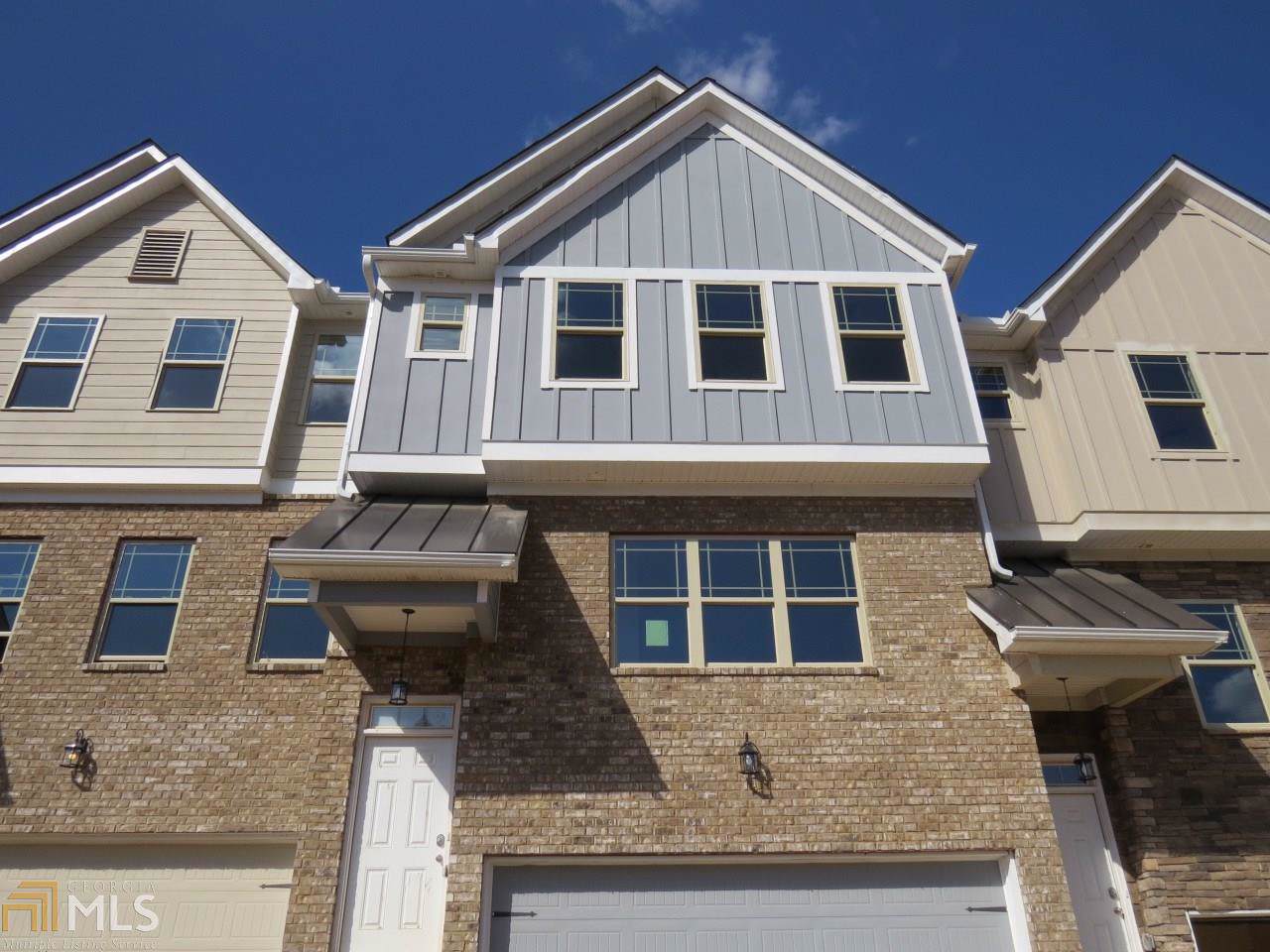 2733 Hedgewood Cir - Photo 1