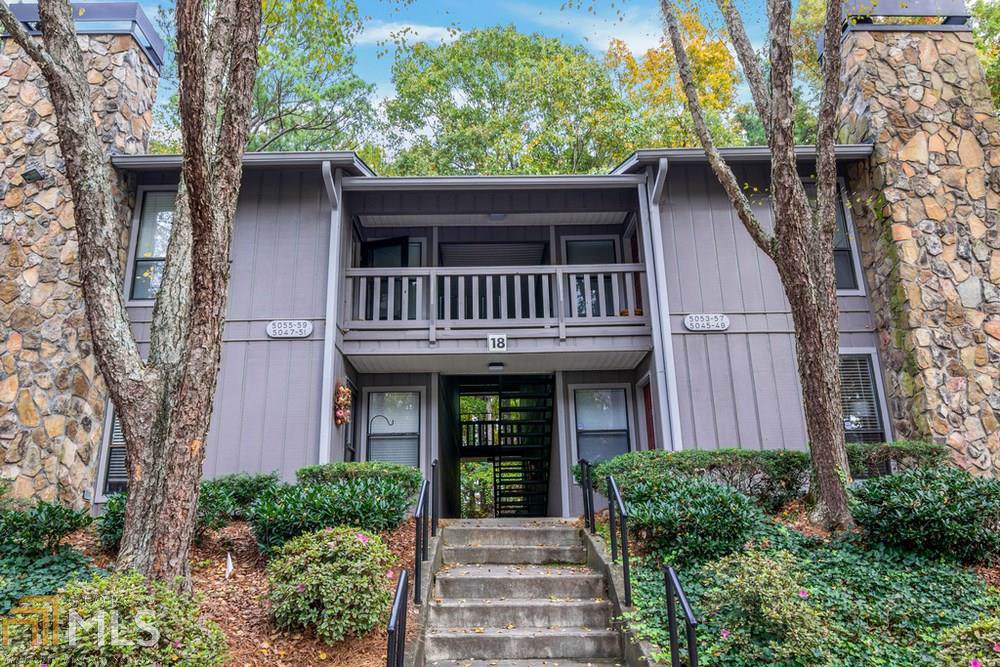 5055 Woodridge Way - Photo 1