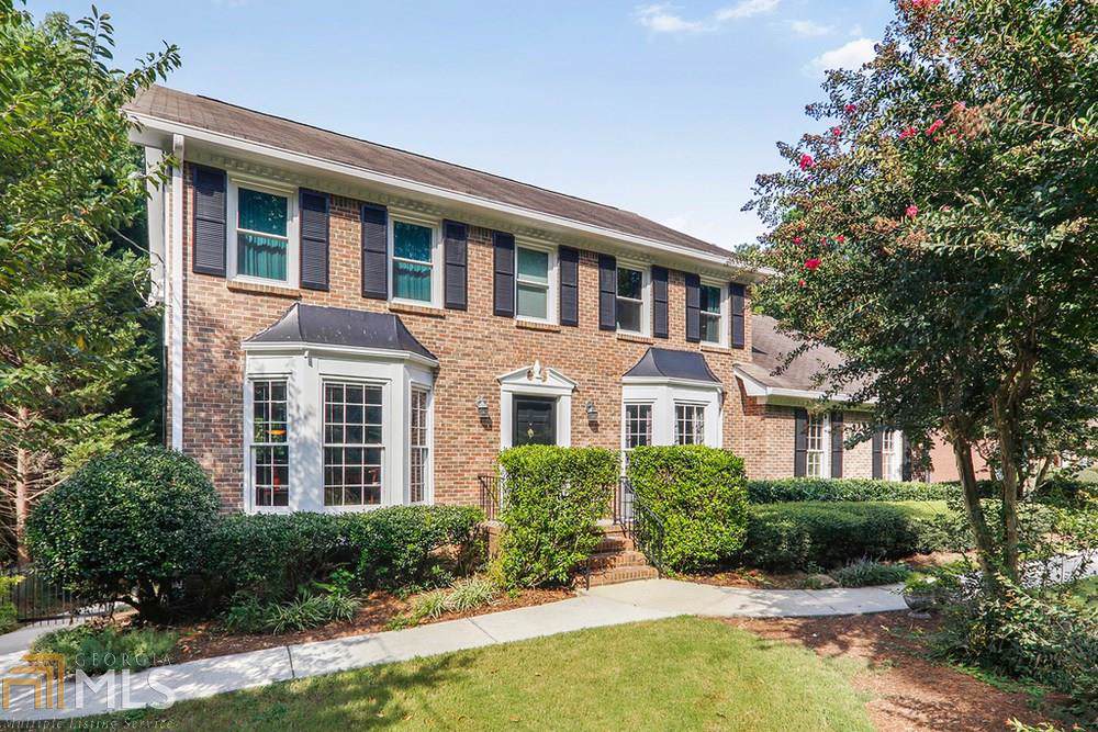 371 Cardigan Cir - Photo 1