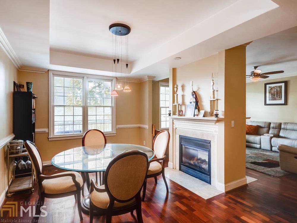 1735 Peachtree St - Photo 1