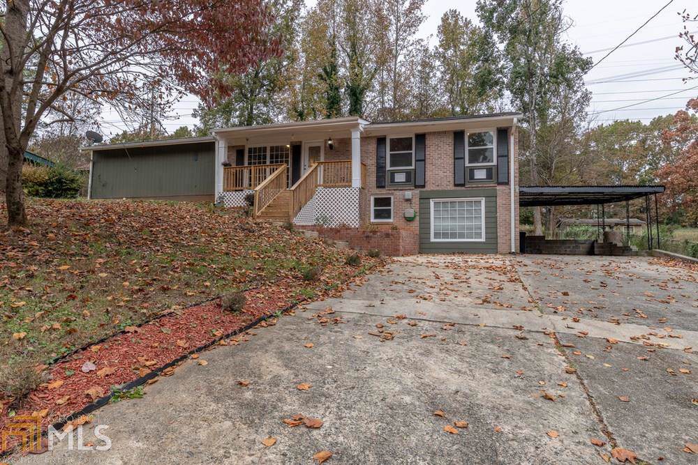 2033 Twelve Oaks Cir - Photo 1