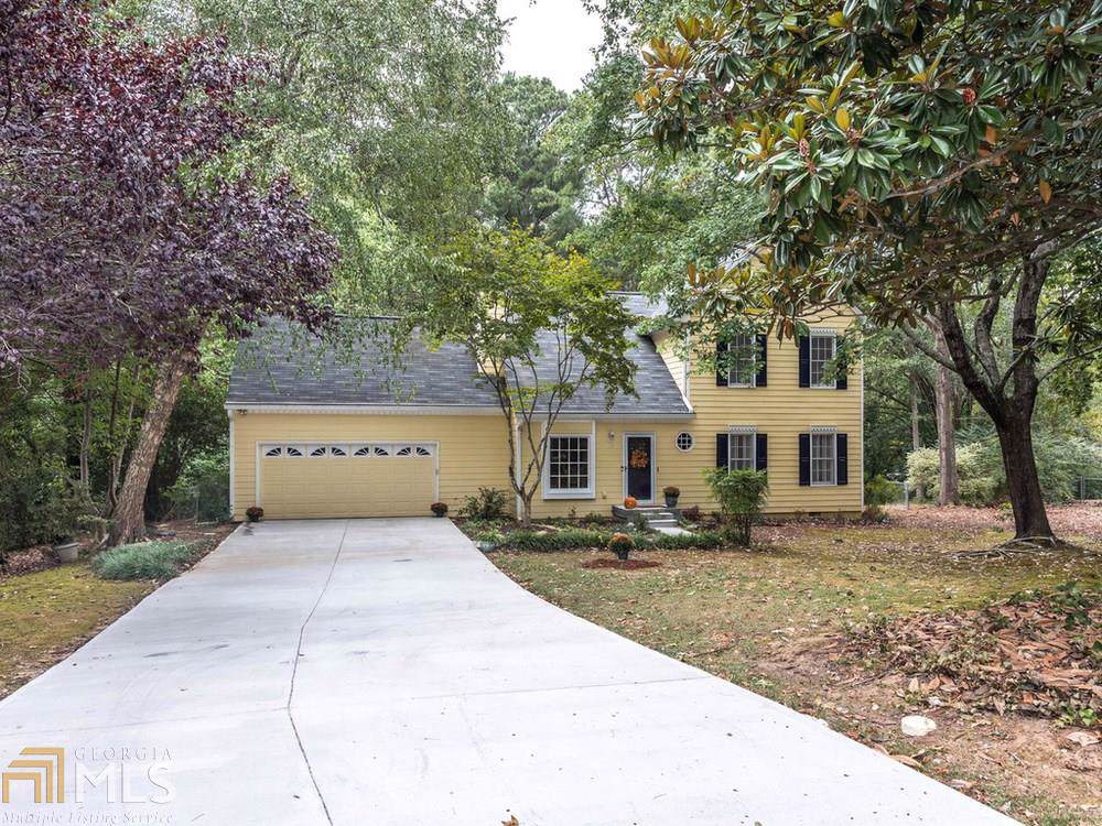 1099 Colony Dr - Photo 1