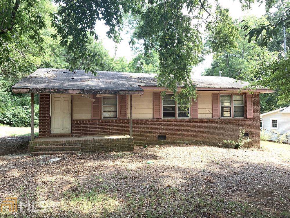 611 Roosevelt St - Photo 1