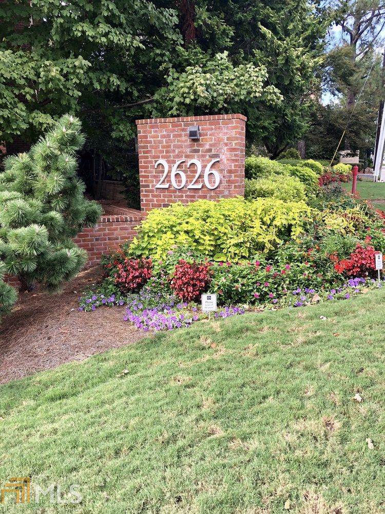 2626 Peachtree Rd - Photo 1