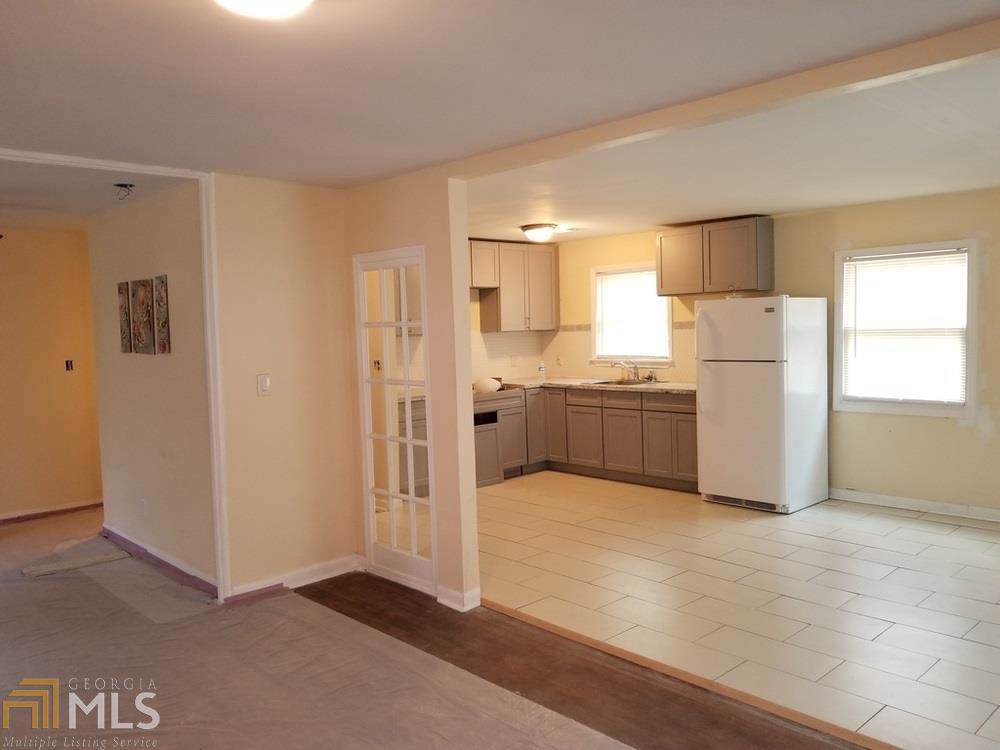1161 Redford Dr - Photo 1