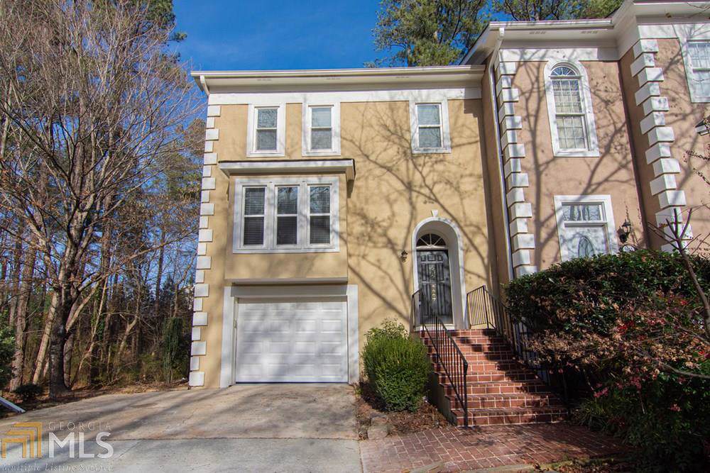 3907 Lodge Aly - Photo 1